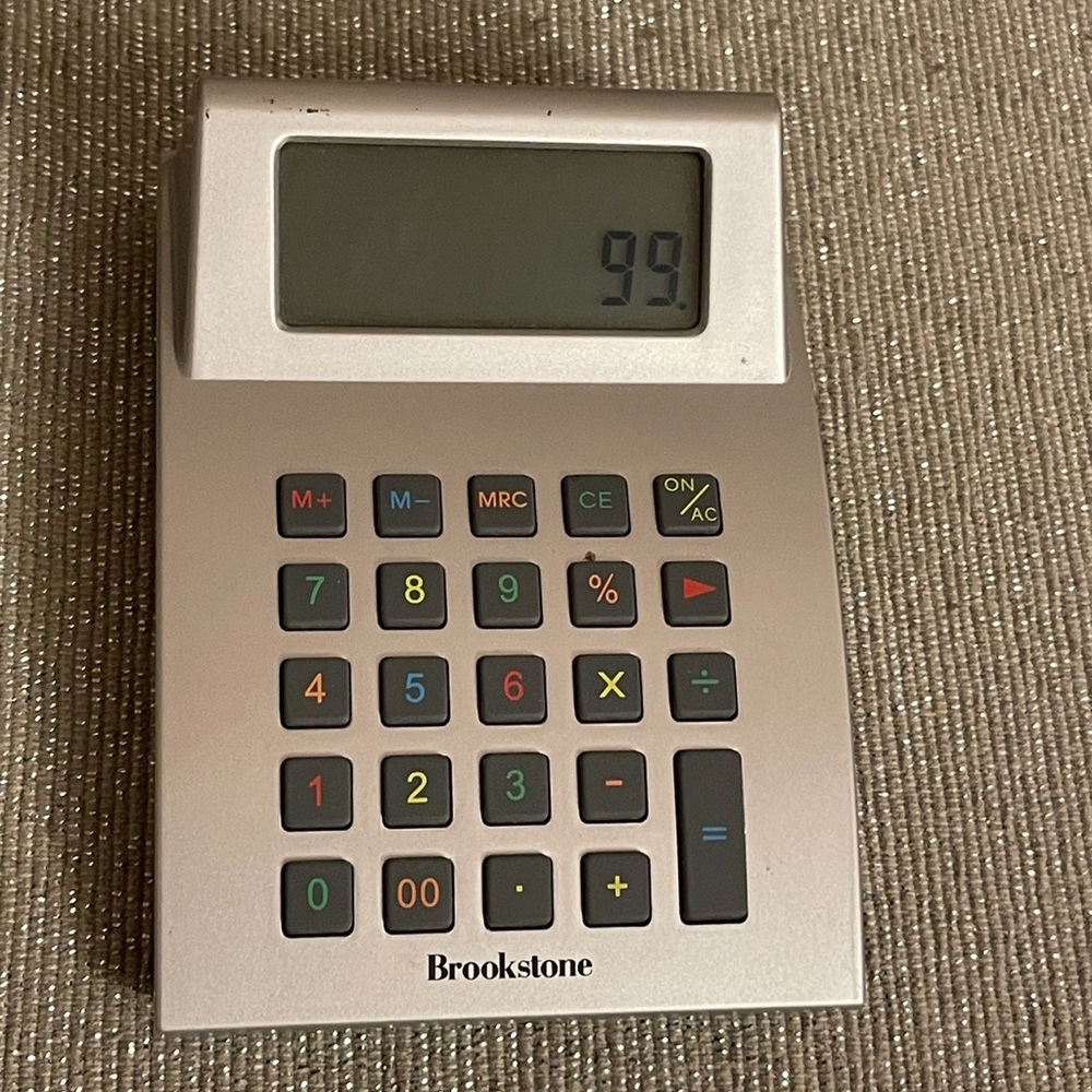 Color changing Brookstone calculator - Picture 7 of 13